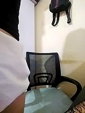 Snapshot of Lissa_xinh09 chatting on 11, 9, 2025 Lissa xinh09 online show from 11, 9, 2025