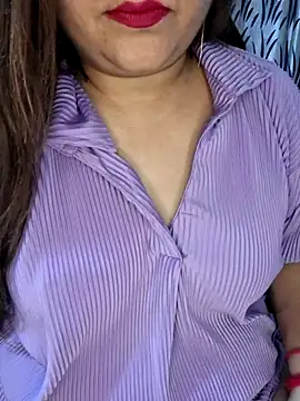 Snapshot of indian-hotmilfs chatting on 12, 9, 2025 indian-hotmilfs online show from 12, 9, 2025