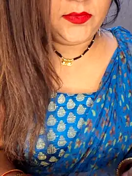 Snapshot of indian-hotmilfs chatting on 19, 10, 2025 indian-hotmilfs online show from 19, 10, 2025