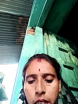 Snapshot of Arti13A chatting on 5, 6, 2026 Arti13A online show from 5, 6, 2026