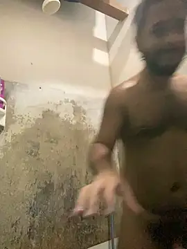 Snapshot of spiderfindom chatting on 6, 5, 2026 spiderfindom online show from 6, 5, 2026