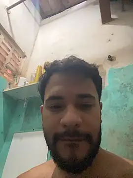 Snapshot of spiderfindom chatting on 4, 6, 2026 spiderfindom online show from 4, 6, 2026