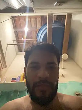 Snapshot of spiderfindom chatting on 11, 6, 2026 spiderfindom online show from 11, 6, 2026