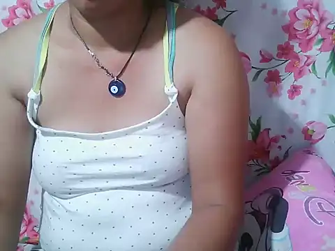 Snapshot of Shizukah_Sun chatting on 9, 9, 2025 Shizukah Sun online show from 9, 9, 2025