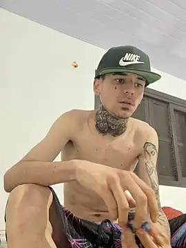 Snapshot of Gabriel17cmkkk chatting on 6, 11, 2025 Gabriel17cmkkk online show from 6, 11, 2025