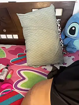 Snapshot of mily_09 chatting on 27, 2, 2026 mily 09 online show from 27, 2, 2026