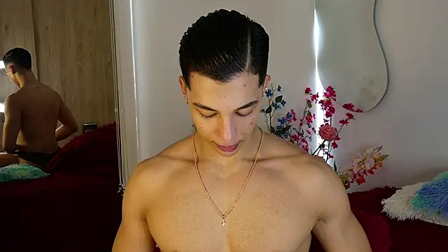 Snapshot of Troye_Williams chatting on 13, 5, 2026 Troye Williams online show from 13, 5, 2026