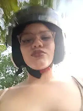 Snapshot of SirenRouge_69 chatting on 3, 11, 2025 SirenRouge 69 online show from 3, 11, 2025