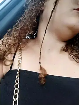 Snapshot of SirenRouge_69 chatting on 18, 11, 2025 SirenRouge 69 online show from 18, 11, 2025