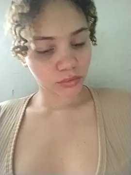 Snapshot of SirenRouge_69 chatting on 12, 2, 2026 SirenRouge 69 online show from 12, 2, 2026