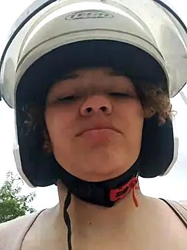 Snapshot of SirenRouge_69 chatting on 24, 2, 2026 SirenRouge 69 online show from 24, 2, 2026