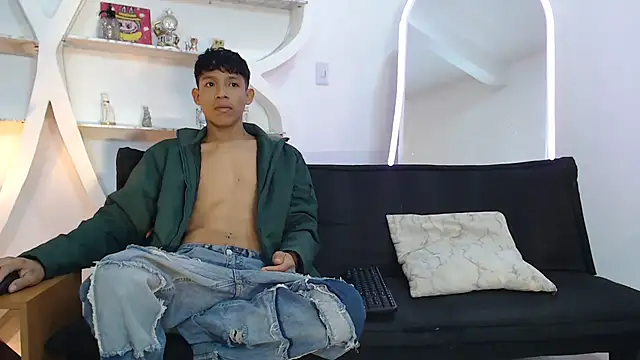 BEAUTY BOYS1 online show from 26, 9, 2025