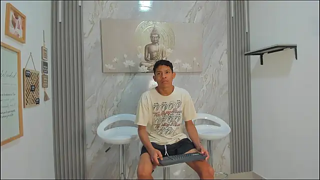 BEAUTY BOYS1 online show from 16, 1, 2026