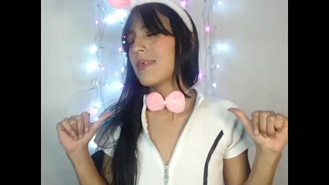 Snapshot of Afrodita_777750 chatting on 13, 9, 2025 Afrodita 777750 online show from 13, 9, 2025