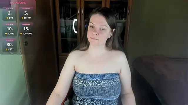 MiaLores online show from 14, 4, 2026