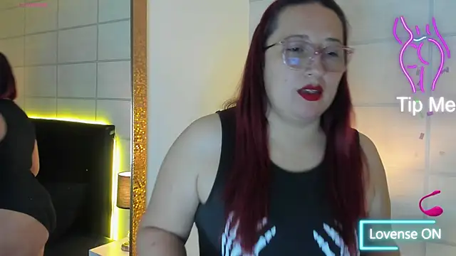 fieryluciana online show from 3, 10, 2025