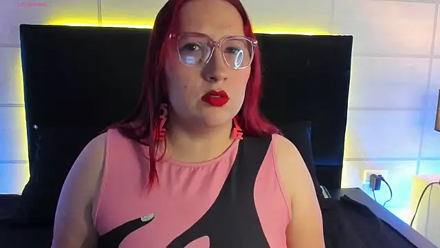 fieryluciana online show from 17, 10, 2025