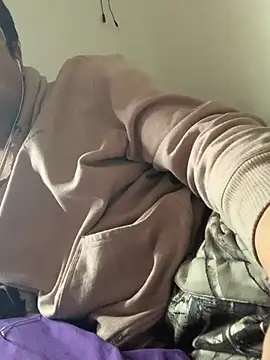 Snapshot of DanBfl chatting on 23, 10, 2025 DanBfl online show from 23, 10, 2025