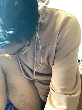 Snapshot of DanBfl chatting on 28, 10, 2025 DanBfl online show from 28, 10, 2025