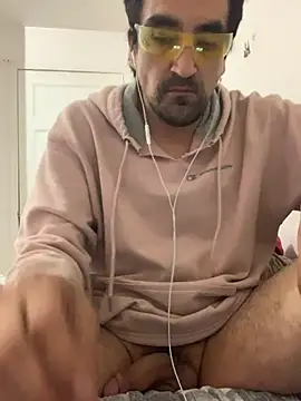 Snapshot of DanBfl chatting on 1, 11, 2025 DanBfl online show from 1, 11, 2025