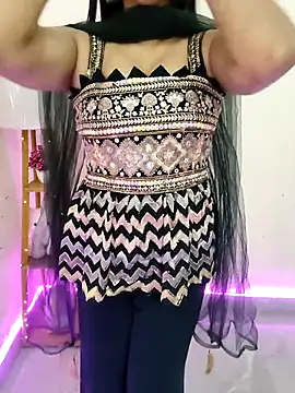 Cute merry01 online show from 5, 2, 2026