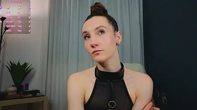 laracroftmansion online show from 22, 5, 2026
