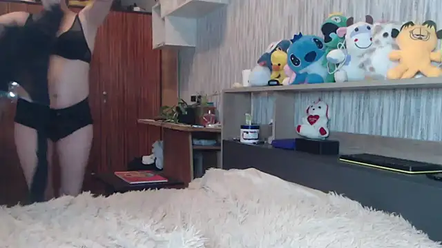 Netty Brittany online show from 12, 10, 2025