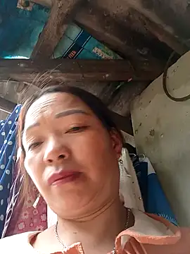 Snapshot of _Helala_ chatting on 13, 9, 2025 Helala online show from 13, 9, 2025