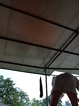 Snapshot of _Helala_ chatting on 21, 9, 2025 Helala online show from 21, 9, 2025