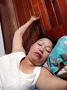 Snapshot of _Helala_ chatting on 26, 9, 2025 Helala online show from 26, 9, 2025