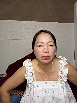 Snapshot of _Helala_ chatting on 2, 10, 2025 Helala online show from 2, 10, 2025