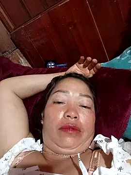 Snapshot of _Helala_ chatting on 3, 10, 2025 Helala online show from 3, 10, 2025