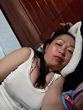 Snapshot of _Helala_ chatting on 10, 10, 2025 Helala online show from 10, 10, 2025