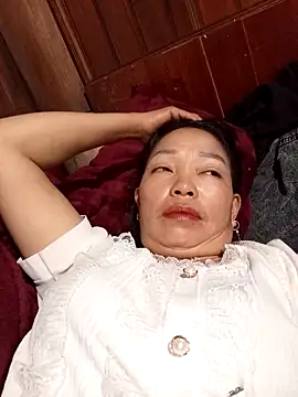 Snapshot of _Helala_ chatting on 16, 10, 2025 Helala online show from 16, 10, 2025