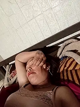 Snapshot of _Helala_ chatting on 25, 10, 2025 Helala online show from 25, 10, 2025