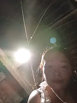 Snapshot of _Helala_ chatting on 4, 11, 2025 Helala online show from 4, 11, 2025