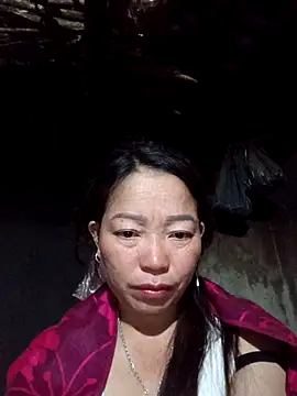 Snapshot of _Helala_ chatting on 4, 11, 2025 Helala online show from 4, 11, 2025