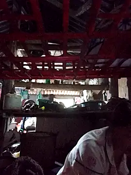 Snapshot of _Helala_ chatting on 11, 11, 2025 Helala online show from 11, 11, 2025