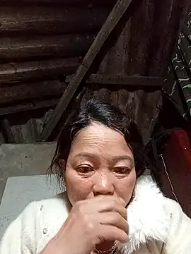 Snapshot of _Helala_ chatting on 19, 11, 2025 Helala online show from 19, 11, 2025