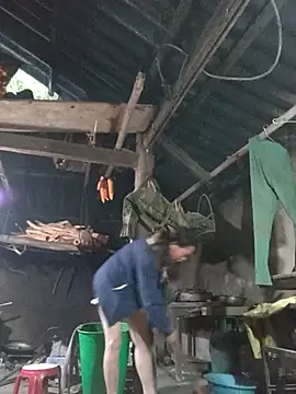 Snapshot of _Helala_ chatting on 24, 11, 2025 Helala online show from 24, 11, 2025