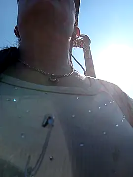 Snapshot of _Helala_ chatting on 27, 11, 2025 Helala online show from 27, 11, 2025