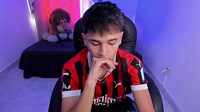 Snapshot of Aron_Boyy chatting on 10, 2, 2026 Aron Boyy online show from 10, 2, 2026