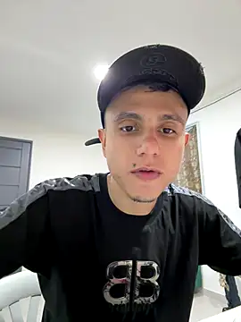 Snapshot of Warmteam777 chatting on 15, 9, 2025 Warmteam777 online show from 15, 9, 2025