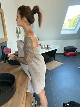 AmyStone   online show from 21, 3, 2026