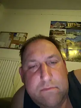 GenuineDedication42 online show from 8, 4, 2026