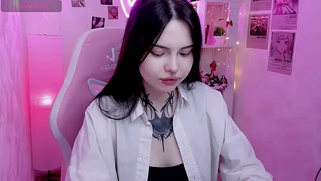 Snapshot of Morana_Batt chatting on 5, 5, 2026 Morana Batt online show from 5, 5, 2026