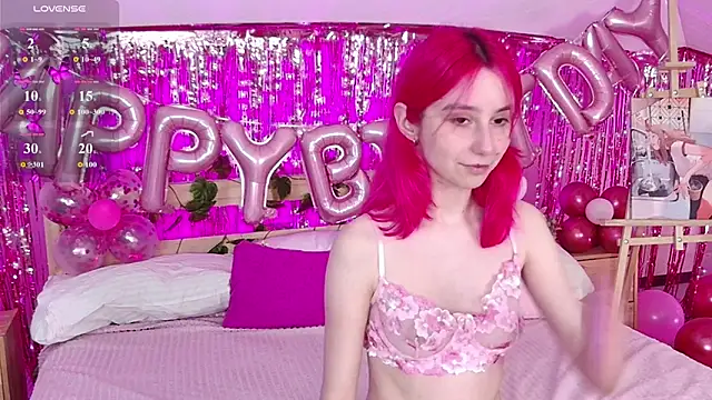 Snapshot of Liann_Stark chatting on 22, 6, 2026 Liann Stark online show from 22, 6, 2026