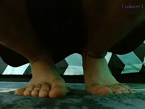 Snapshot of aaronjames1 chatting on 26, 11, 2025 aaronjames1 online show from 26, 11, 2025