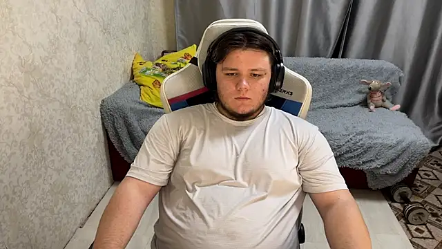 desiredude9 online show from 19, 9, 2025