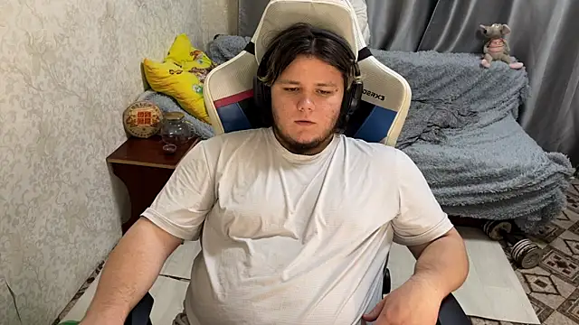 desiredude9 online show from 24, 9, 2025